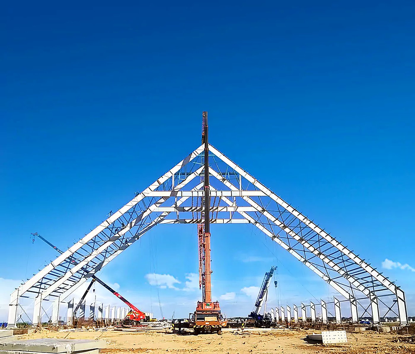 Pre-engineered building erection